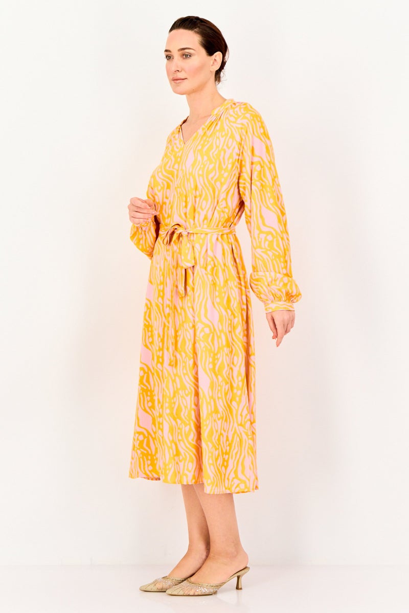 Fire & Glory فستان ميدي مزخرف بالكامل بحزام للنساء، متعدد الألوان - Image 3